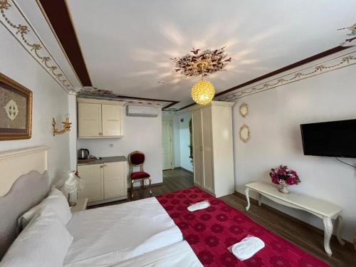 Large Double Room