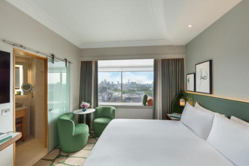 Queen Room