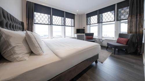 Deluxe Room - Sea View