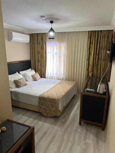 Deluxe Çift Kişilik Oda