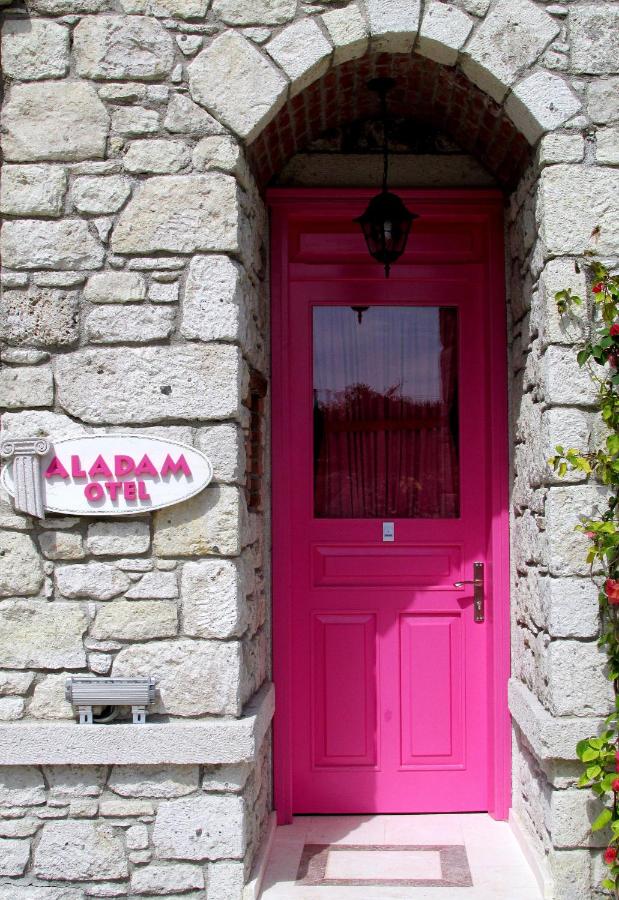 Aladam Hotel