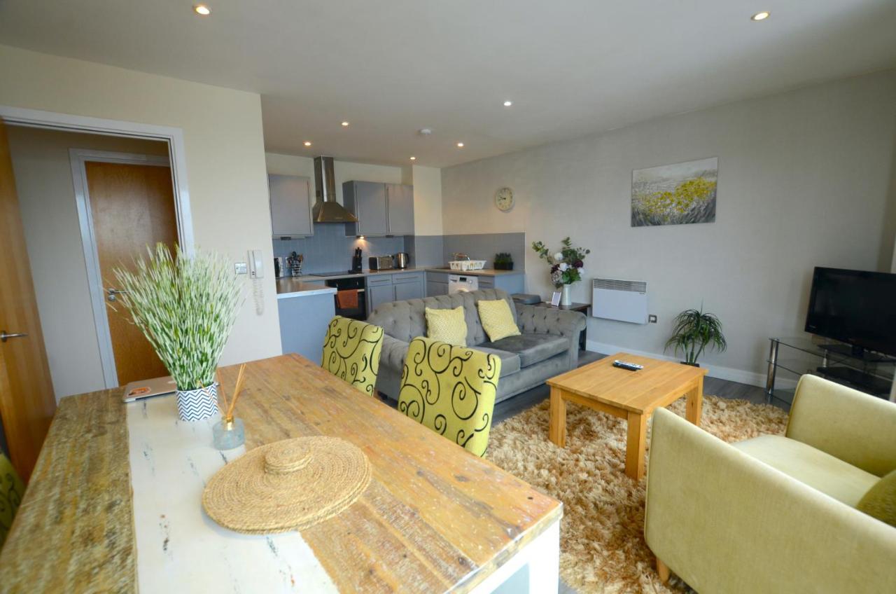 Cranbrook House Apartments – Near Ice Arena