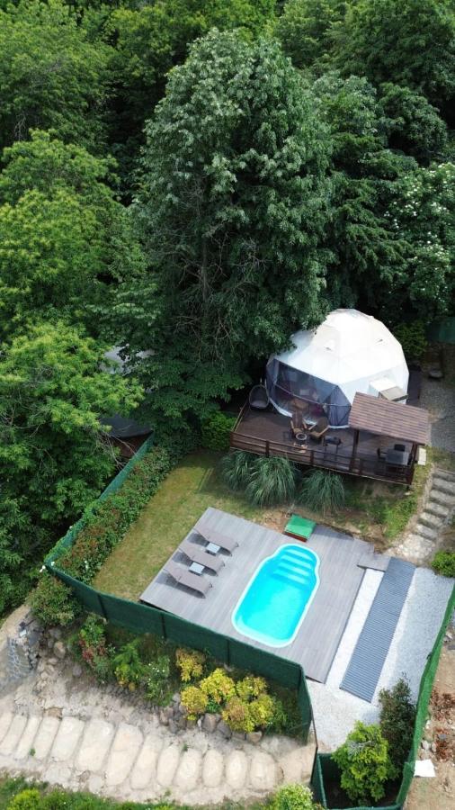 ME-GA Glamping