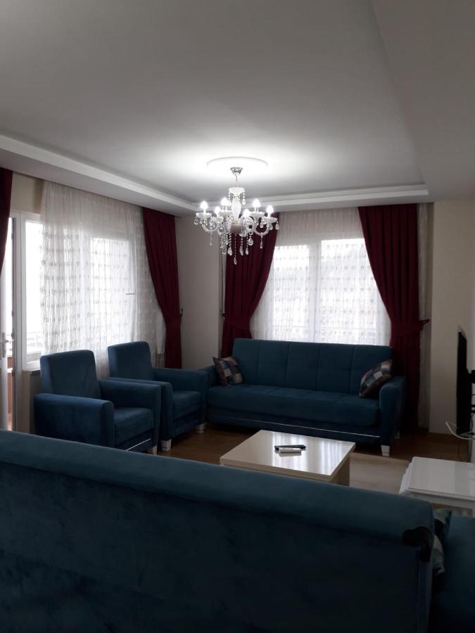 Mehmet Apart