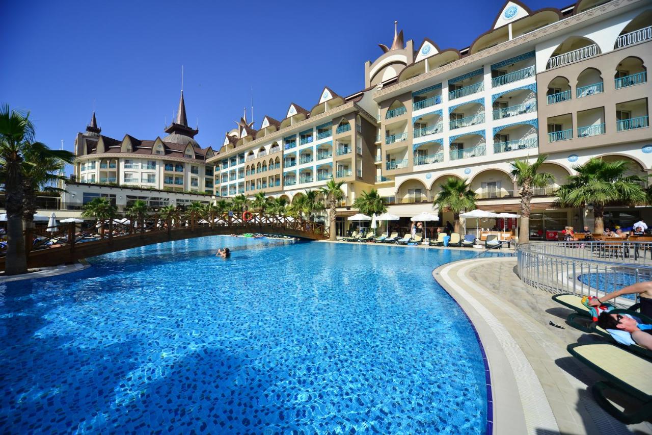 Side Crown Palace Ultra All Inclusive
