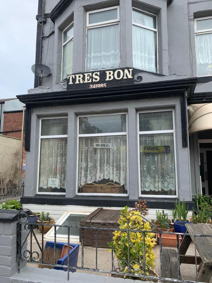 Tres Bon Hotel