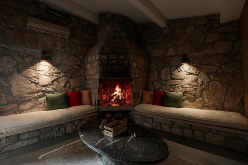 VIP Suite with Fireplace
