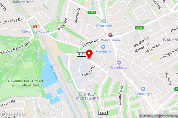 Crompton Court Apartments - Hotel Location Map