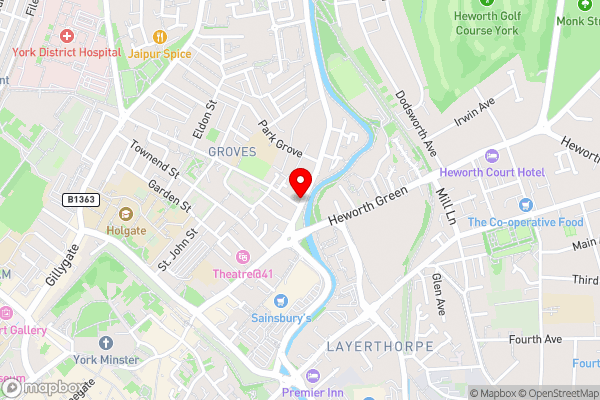 Riverbank View Three Bedroom Apartment with Free Parking - Hotel Location Map