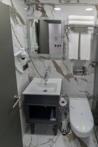 Çift Kişilik veya İki Yataklı Oda