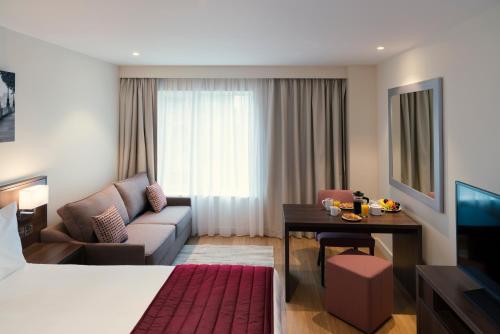 Deluxe Stüdyo - Kraliçe Yataklı, Çekyatlı