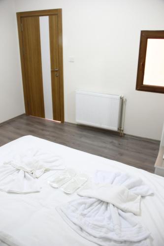 Basic Triple Room