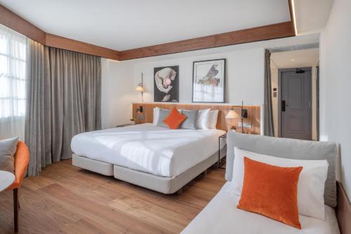 The Level Grand Premium Room with Executive Lounge Access