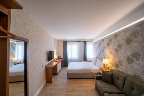 Deluxe Çift Kişilik Oda