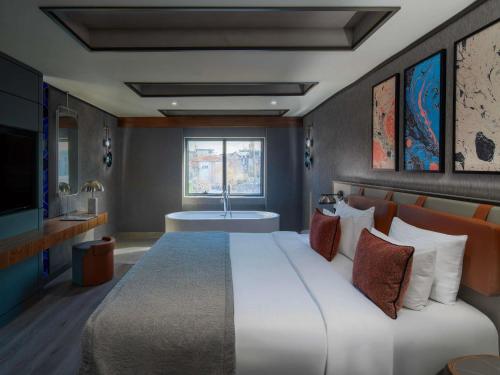 Superior Suite with Sofa Bed