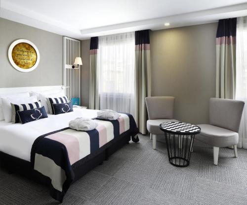 Deluxe Çift Kişilik veya İki Yataklı Oda
