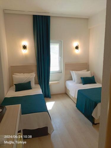 İki Yataklı Oda - Şehir Manzaralı