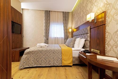 Double Room or Twin Room