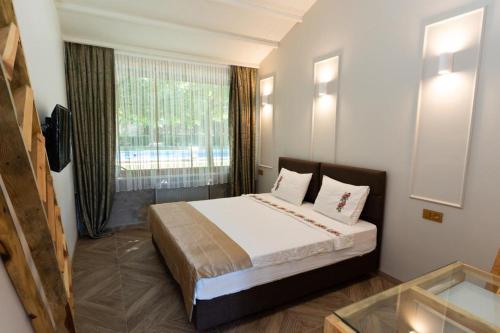 Superior Deluxe Double/Two-Bedroom Room