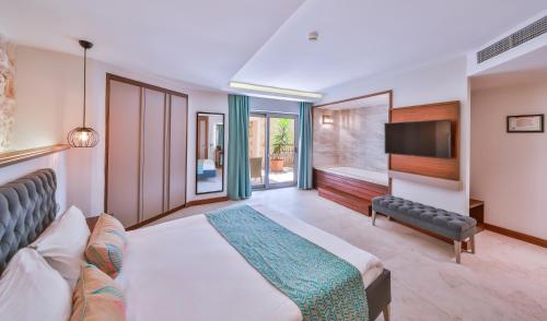 Çift Kişilik Oda - Spa Küvetli