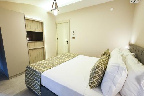 Deluxe Suite - Spa Küvetli