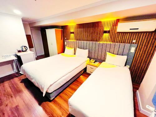 Classic Triple Room