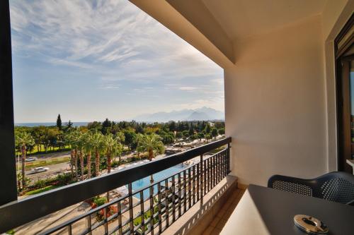 Double or Twin Room with Pool View