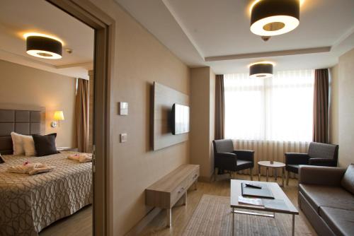 Junior Family Room