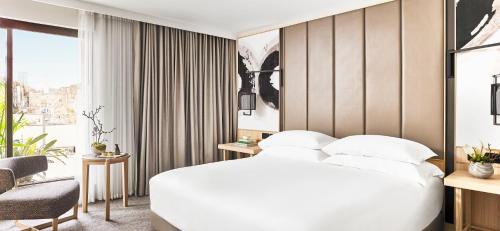 Deluxe Çift Kişilik Oda - Balkonlu