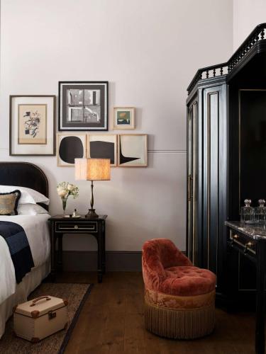 Grande King Room