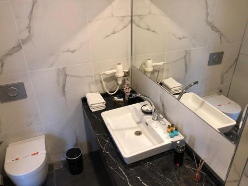 Deluxe Family Suite