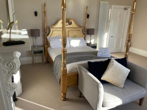 Four Poster Room with Abbey View
