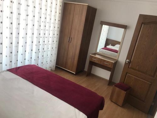 One-Bedroom Apartment (3 Adults)