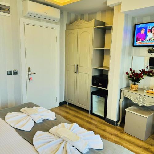 Double Room or Twin Room