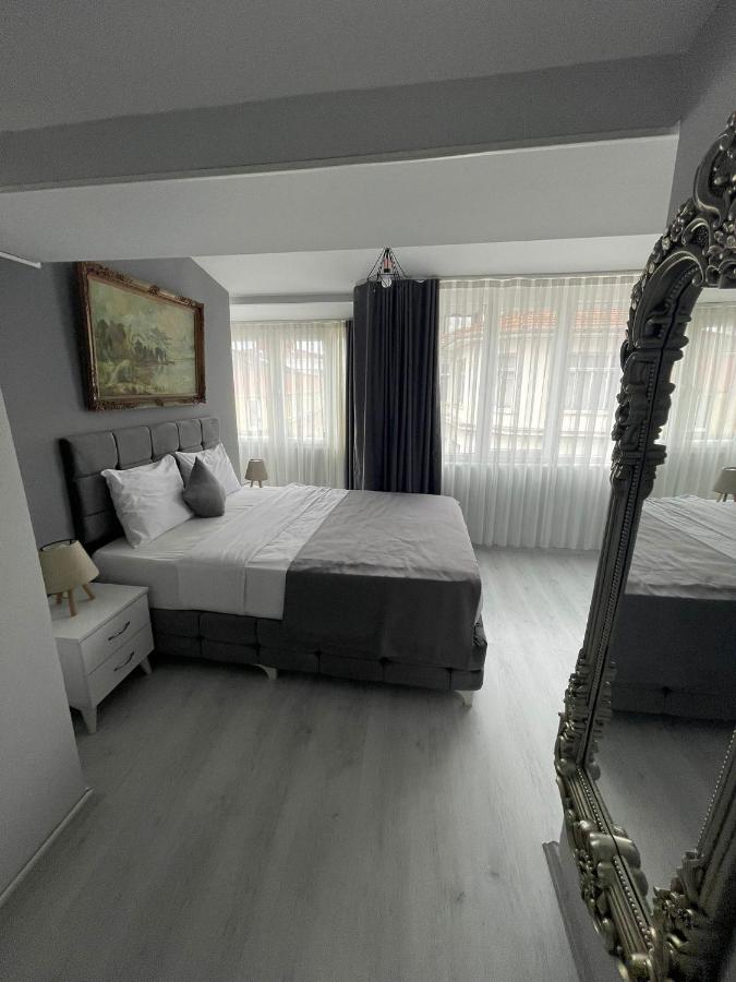 Oldmile Palace Hotel