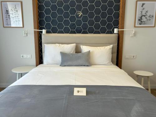 Double Room - Garden View