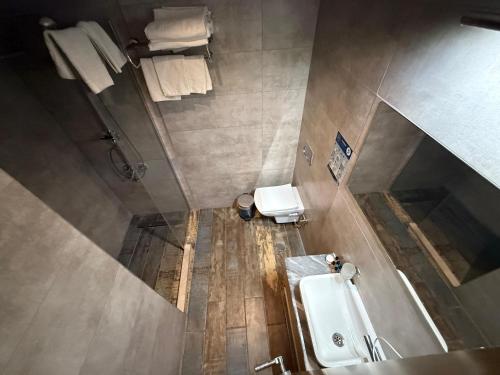 Economy Triple Room