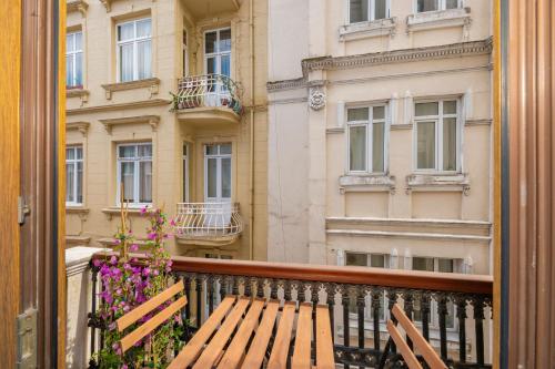 Suite with Balcony
