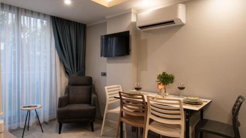Garden Suite