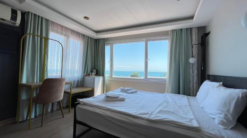 Standart Çift Kişilik Oda - Deniz Manzaralı