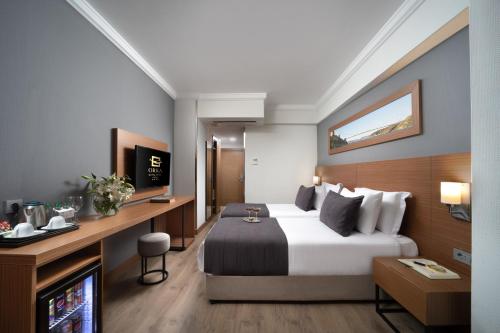 Standard Adjoining Room (2 Rooms) - Free Access to Spa