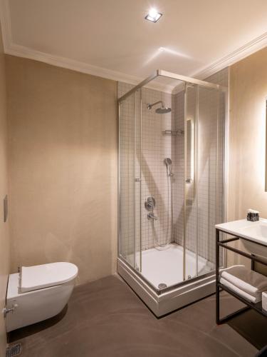 Economy Double or Twin Room
