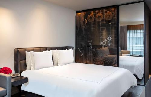 Studio Double Room with Sofa Bed