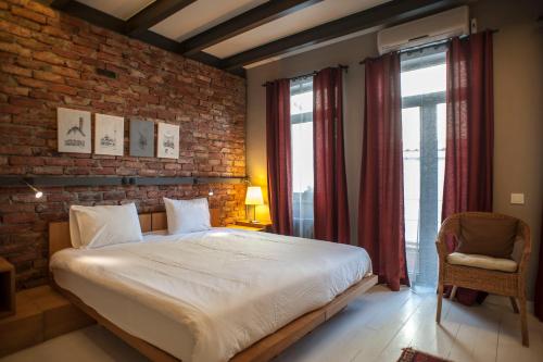 Superior Double or Twin Room with Brick Wall