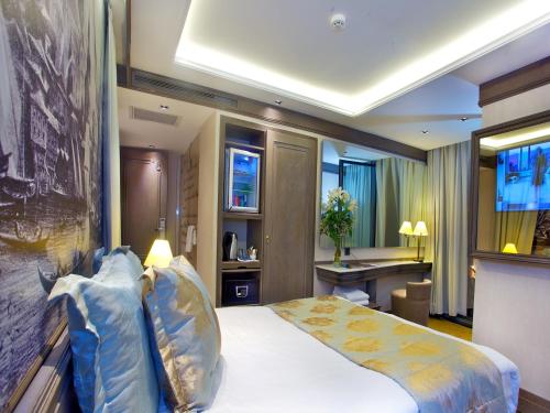 Double room or twin room