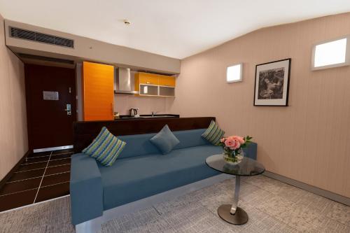 Executive Senior Süit - Mini Mutfaklı + Lounge'a Giriş