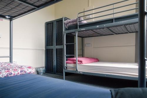 Bed in 10-Bed Mixed Dormitory Room
