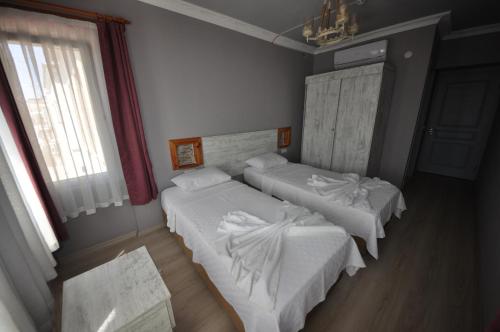 Deluxe Çift Kişilik veya İki Yataklı Oda