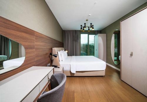 Premium Five-Bedroom - Family Stay