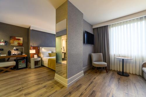 Deluxe King Room - Sigara İçilmez